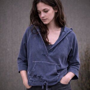 Vintage American Eagle Hoodie Y2k Preppy Swan Core V-Neck Blue Back Hit Women M